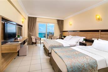 Royal Beach Club Hotel