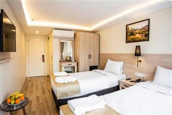 Royal Bosphorus Hotel 3*