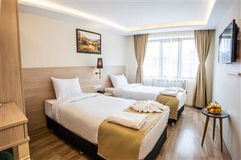 Royal Bosphorus Hotel 3*