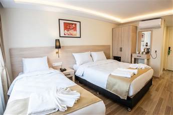 Royal Bosphorus Hotel 3*