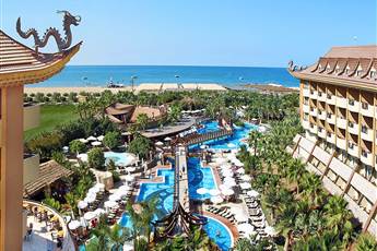 Royal Dragon Hotel 5*