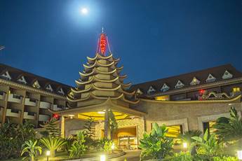 Royal Dragon Hotel 5*