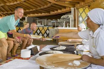 Royal Dragon Hotel 5*