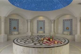 Royal Dragon Hotel 5*