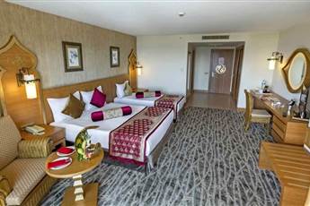 Royal Dragon Hotel 5*