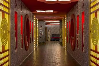 Royal Dragon Hotel