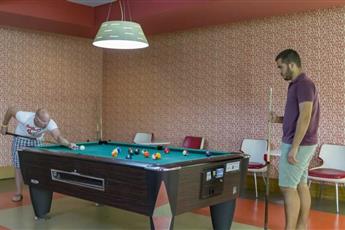 Royal Dragon Hotel