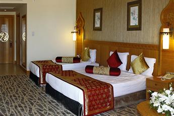 Royal Dragon Hotel