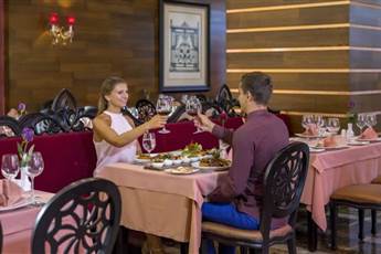 Royal Holiday Palace 5* Royal Holiday Palace 5*