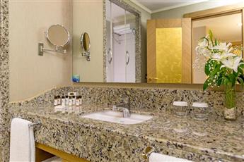 Royal Holiday Palace