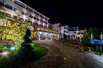 Royal Palace Helena Park 5*