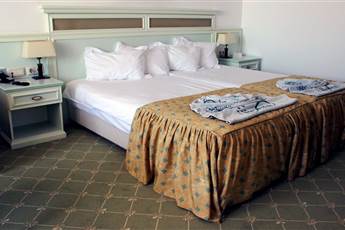 Royal Palace Helena Park 5*