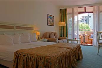 Royal Palace Helena Park 5*