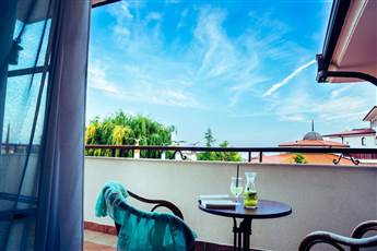 Royal Palace Helena Park 5*