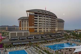 Royal Seginus Hotel 5*