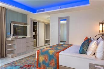 Royal Seginus Hotel