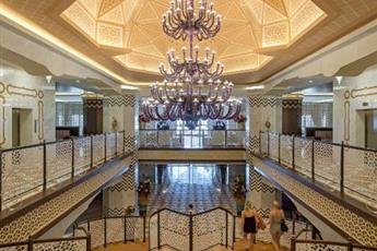 Royal Taj Mahal Hotel 5*