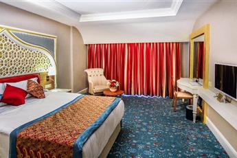 Royal Taj Mahal Hotel 5*