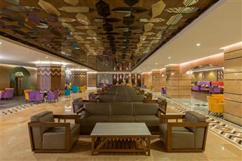Royal Taj Mahal Hotel 5*