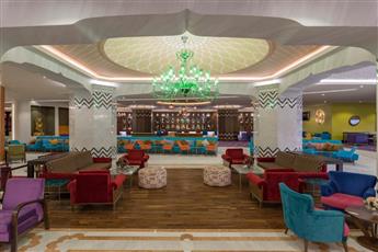 Royal Taj Mahal Hotel