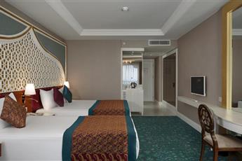 Royal Taj Mahal Hotel
