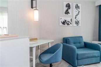 Royal Wings Hotel Lara