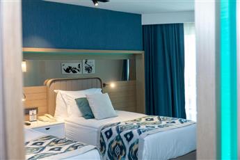Royal Wings Hotel Lara