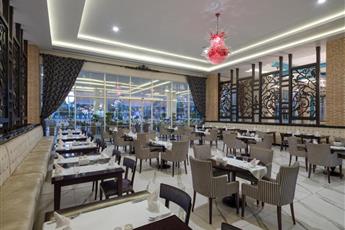 Rubi Platinum Spa Resort & Suites 5*