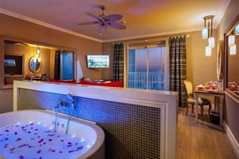 Rubi Platinum Spa Resort & Suites 5*