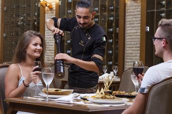 Rubi Platinum Spa Resort & Suites 5*