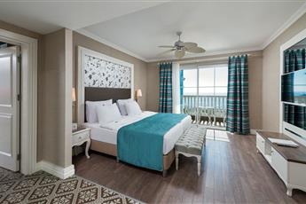 Rubi Platinum Spa Resort & Suites 5*