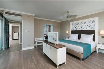 Rubi Platinum Spa Resort & Suites