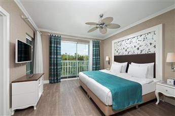 Rubi Platinum Spa Resort & Suites