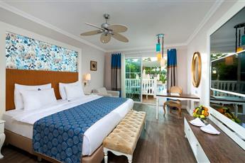 Rubi Platinum Spa Resort & Suites