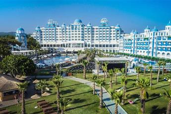 Rubi Platinum Spa Resort & Suites