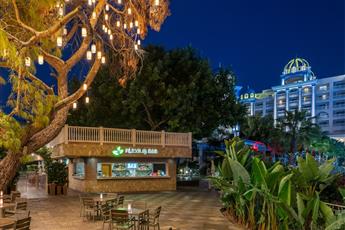 Rubi Platinum Spa Resort & Suites