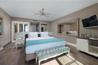 Rubi Platinum Spa Resort & Suites