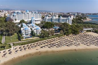 Rubi Platinum Spa Resort & Suites