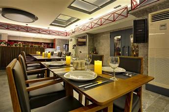 Samir Deluxe Hotel 4*