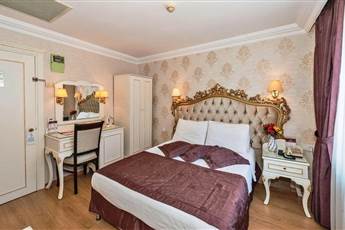 Santa Sophia Hotel 3*