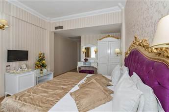 Santa Sophia Hotel 3*