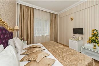 Santa Sophia Hotel 3*