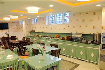 Sarnic Premier Hotel 4*