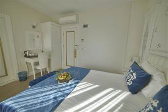 Sarnic Premier Hotel 4*