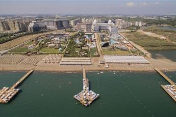 Saturn Palace Resort 5*