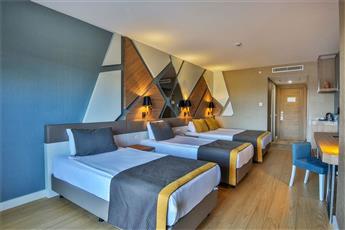 Saturn Palace Resort 5*