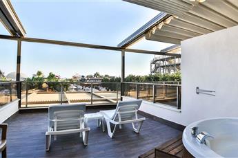 Saturn Palace Resort 5*