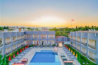 Sayanora Hotel