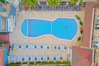 Sayanora Hotel