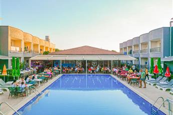 Sayanora Hotel